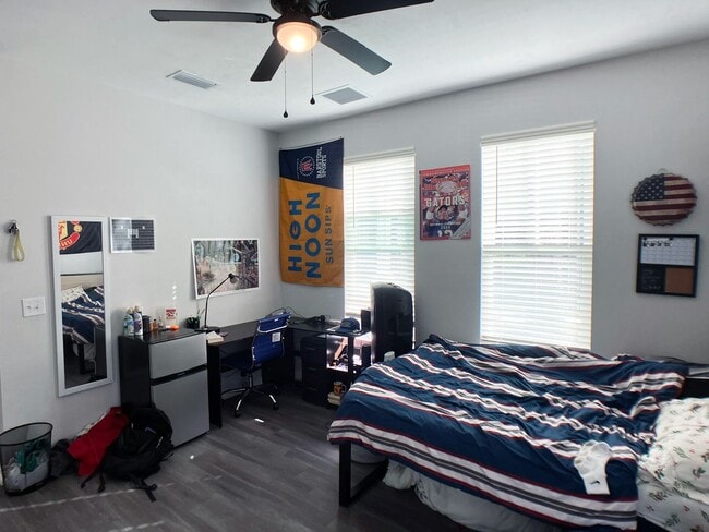 Building Photo - Porter's - New 5 Bedroom, 5 Bathroom House