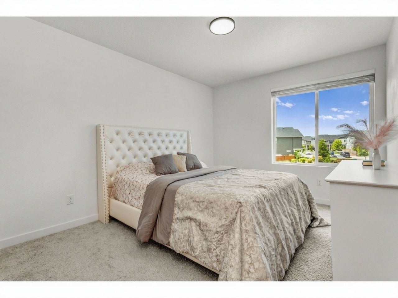 Building Photo - 837 S 26th Ave