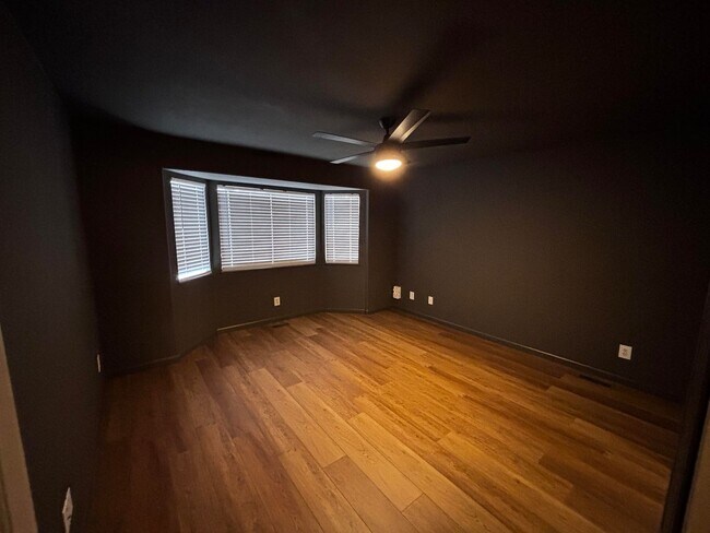 Building Photo - 5941 Corinth Dr