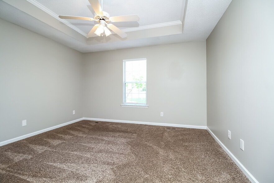 Building Photo - 2231 Sawmill St