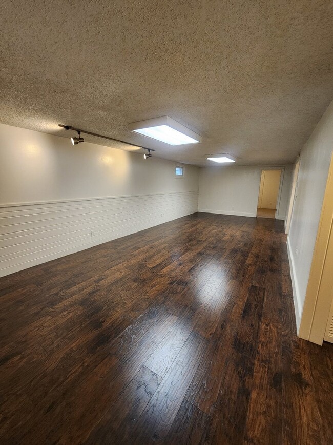 Building Photo - Very Large 3BR, 3BTH Near Black Bay Park in Post Falls