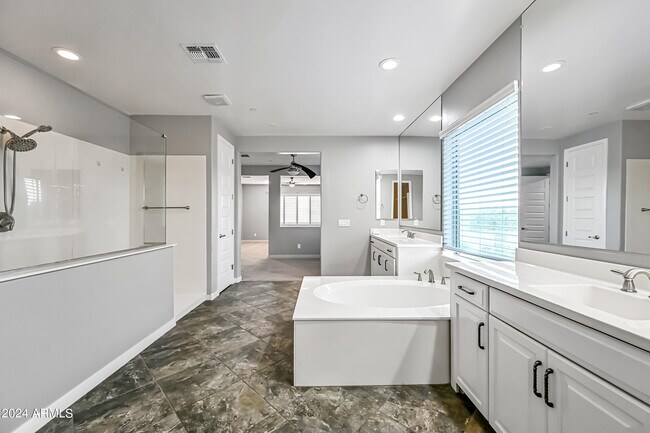 Building Photo - 22434 N 94th Ln