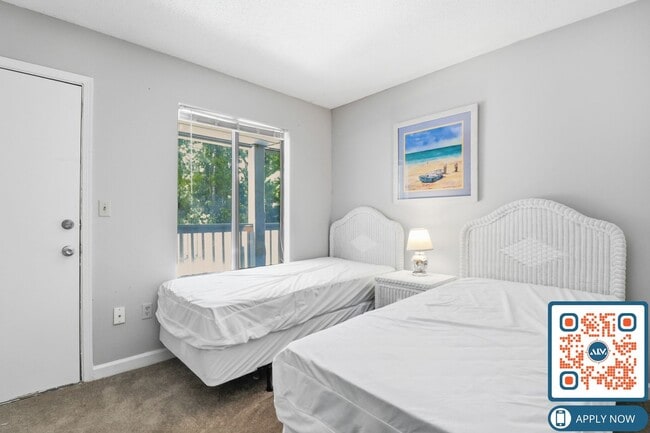 Building Photo - Fully Furnished 2BR Condo in Hilton Head’s North End – $150 Off First Month’s Rent!