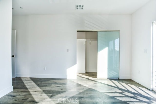 Building Photo - 11639 Burbank Blvd