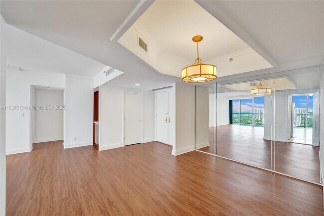Building Photo - 20281 E Country Club Dr
