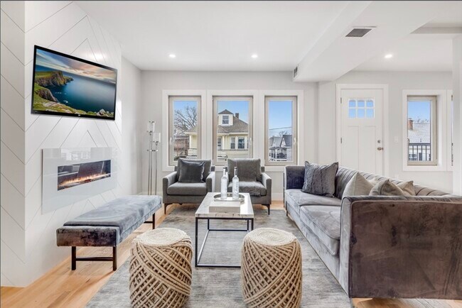 Building Photo - 15 Melville Rd