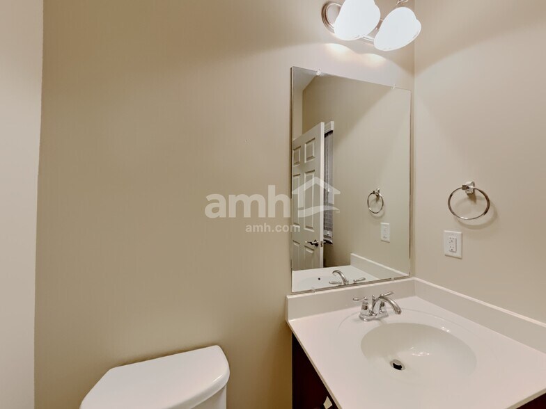 Building Photo - 308 Dunnwood Loop