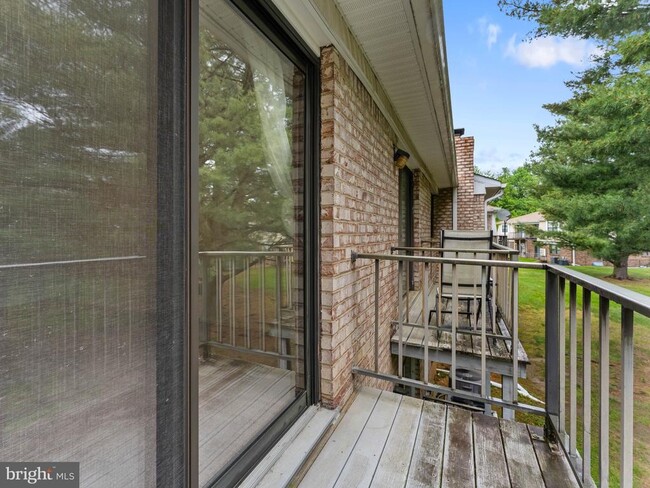Building Photo - 1809 Silver Ct
