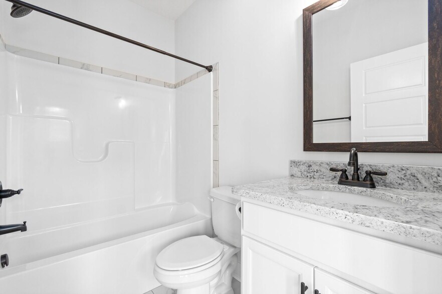 Building Photo - 1022 Brightwood Ct