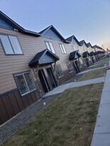 Building Photo - 304 S Skipworth Rd