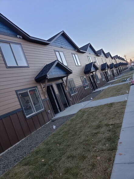 304 S Skipworth - 304 S Skipworth Rd