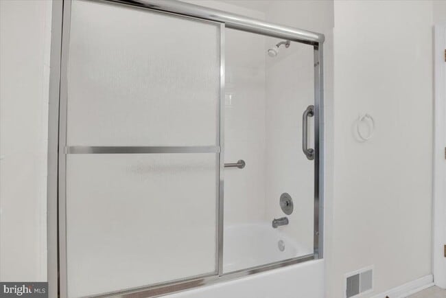 Building Photo - 12451 Plowman Ct