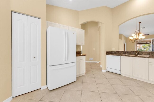 Building Photo - 3841 Albacete Cir