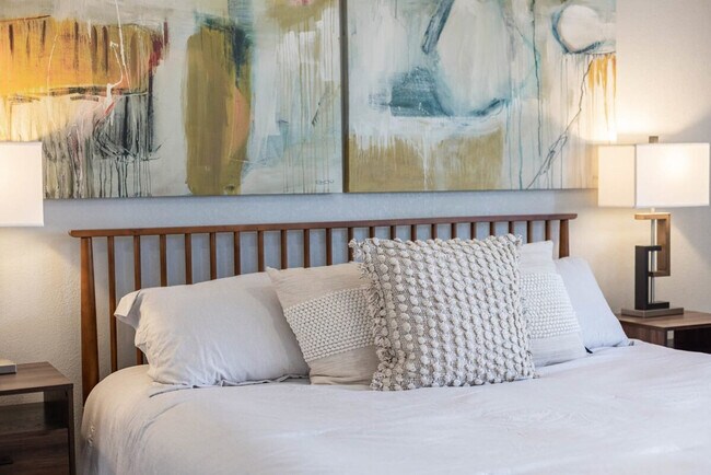 Building Photo - 2 Felton Ln