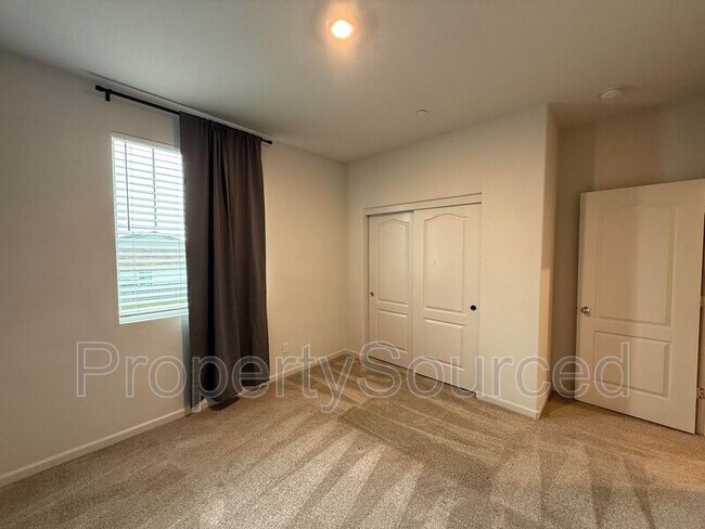 Building Photo - 15535 Ortega St