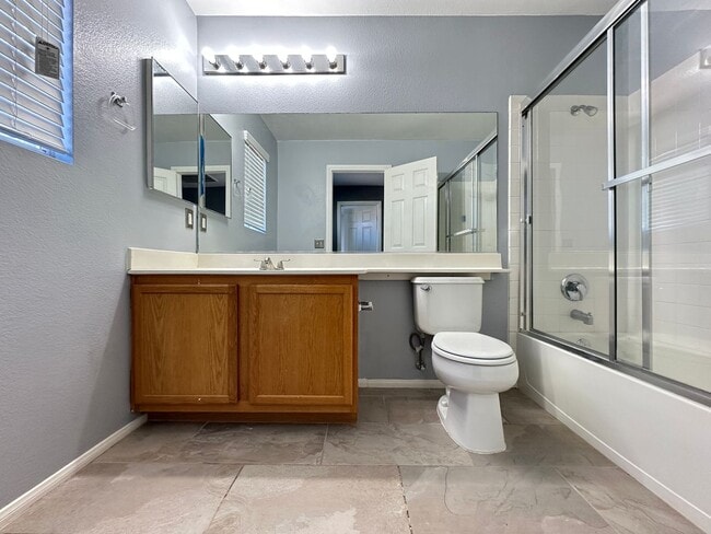 Building Photo - Santa Barbara At Summerlin