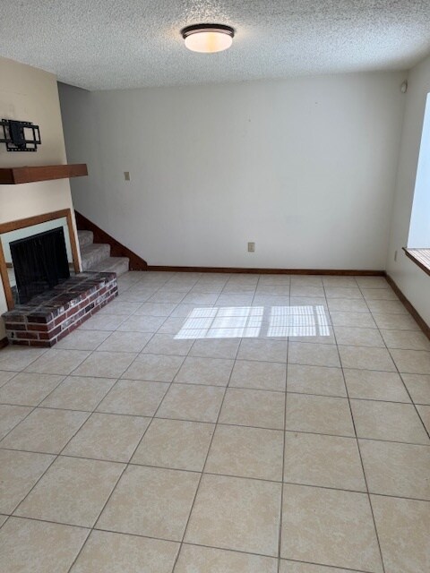 Building Photo - 5121 E Hunters Chapel Ct