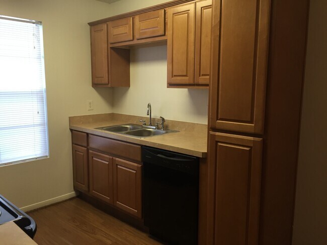 Building Photo - 3604WE