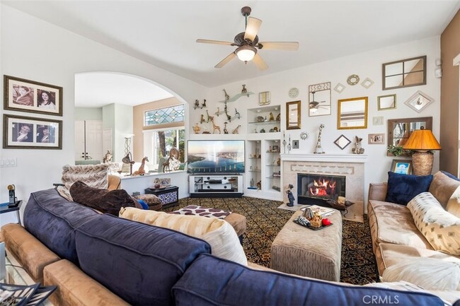 Building Photo - 5643 Willowmere Ln