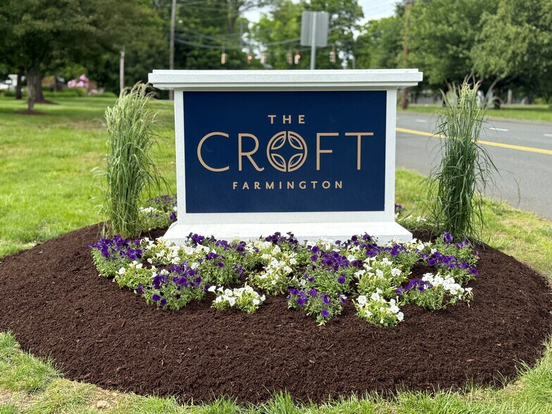 Primary Photo - The Croft Farmington
