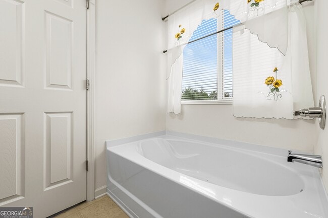 Building Photo - 1480 Avalon Creek Rd