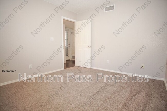Building Photo - 1516 Cherokee Ridge Dr