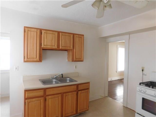 Building Photo - 56-58-58 Edwin St