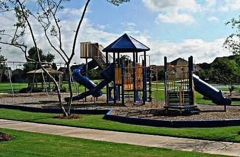 Building Photo - 10118 St Georges Dr