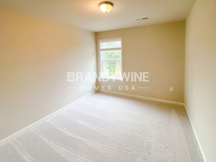 Building Photo - 1116 E Shoreview Rd