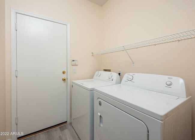 Building Photo - 7030 S 30th St