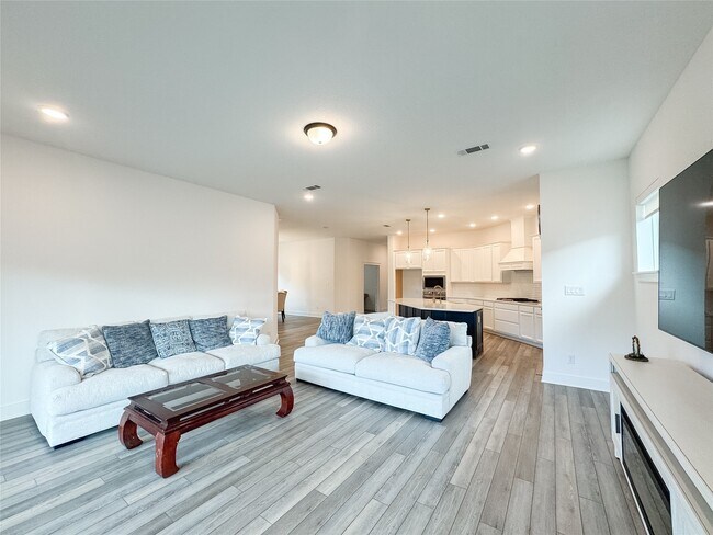 Building Photo - 15114 Prosperous Pl