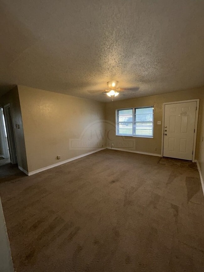 Building Photo - 510 N 24th St