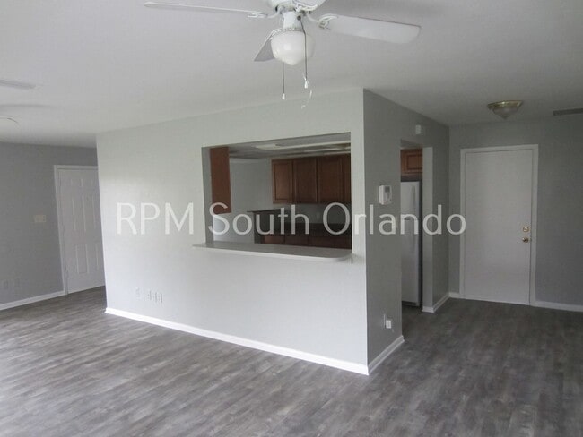 Building Photo - Move in ready! 2/2