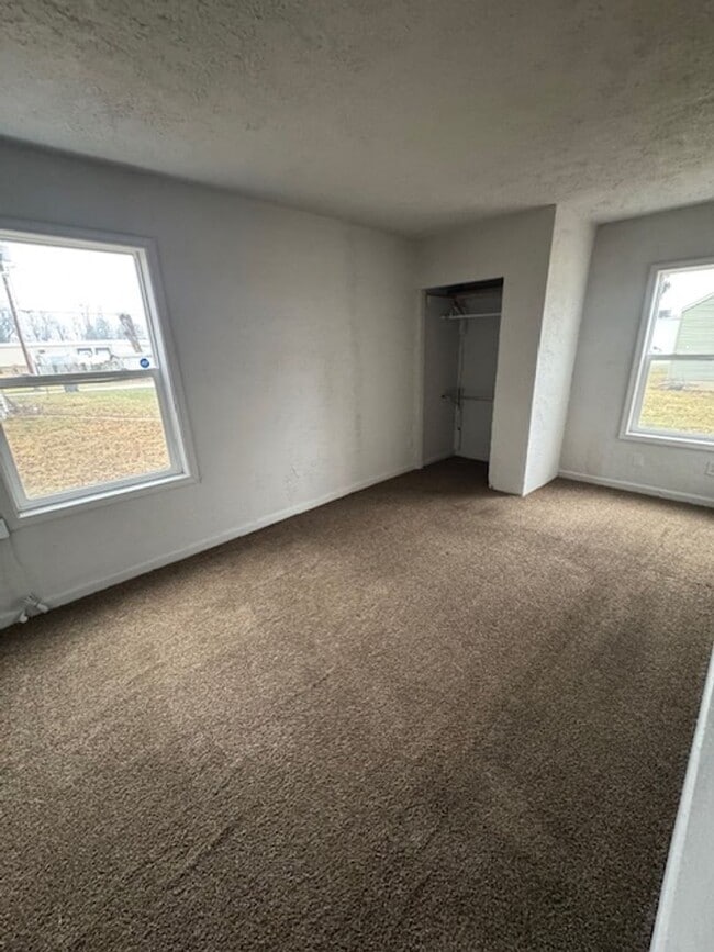 Building Photo - 2913 Chestnut St