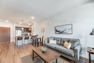 Building Photo - Parkview Commons