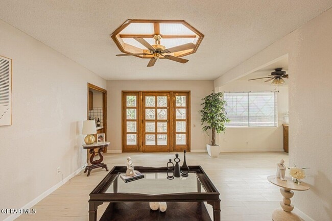 Building Photo - 2425 Anise Dr