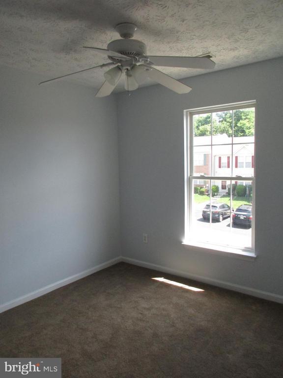 Building Photo - 1024 Jeanett Way
