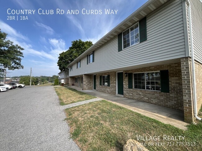 Building Photo - 671 Country Club Rd