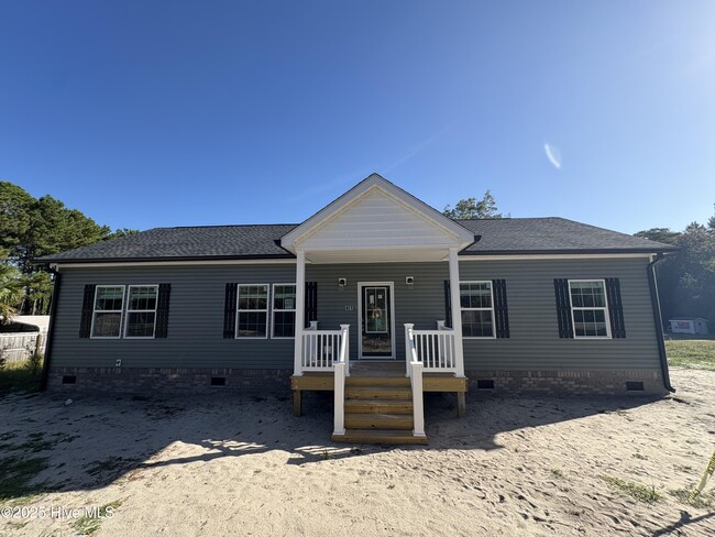 Primary Photo - 416 Peanut Rd