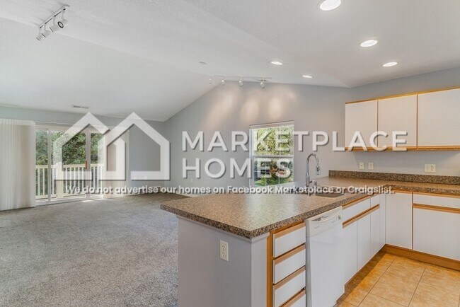 Building Photo - 2102 Chelsea Ln