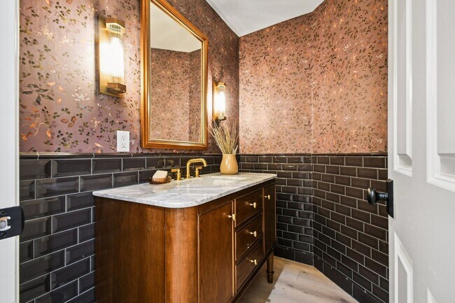 Building Photo - Stunning Cherry Hills Luxury Rental | 5bd/...