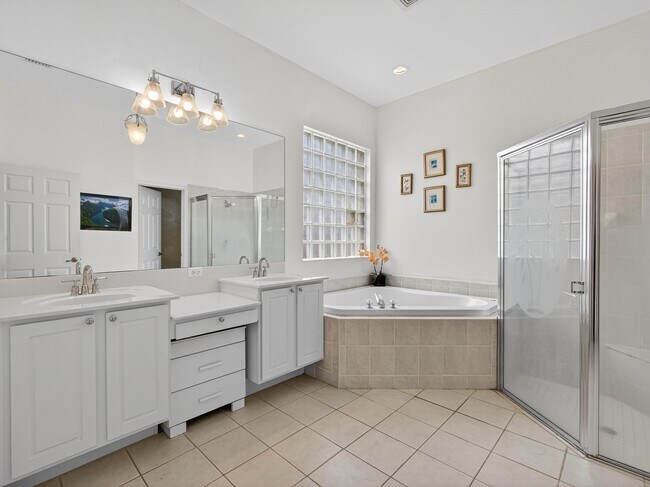 Building Photo - 5103 San Andros