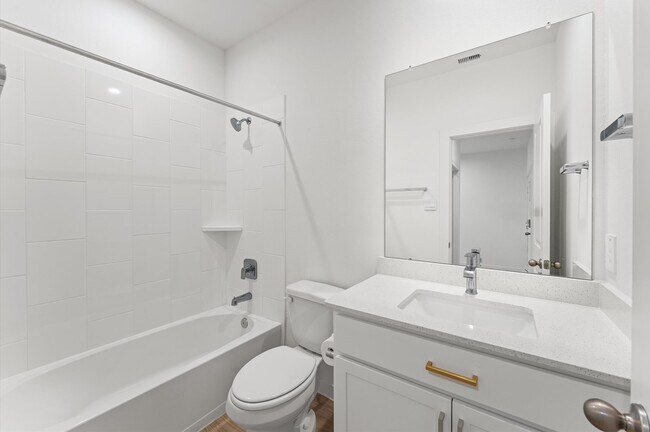 Building Photo - 30430 Lighthouse Bluff Ln