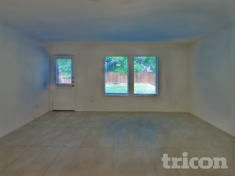 Building Photo - 1516 Clairborne Ct