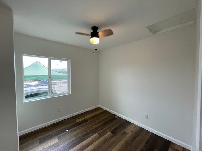 Building Photo - 2866-70 Ocean View Blvd