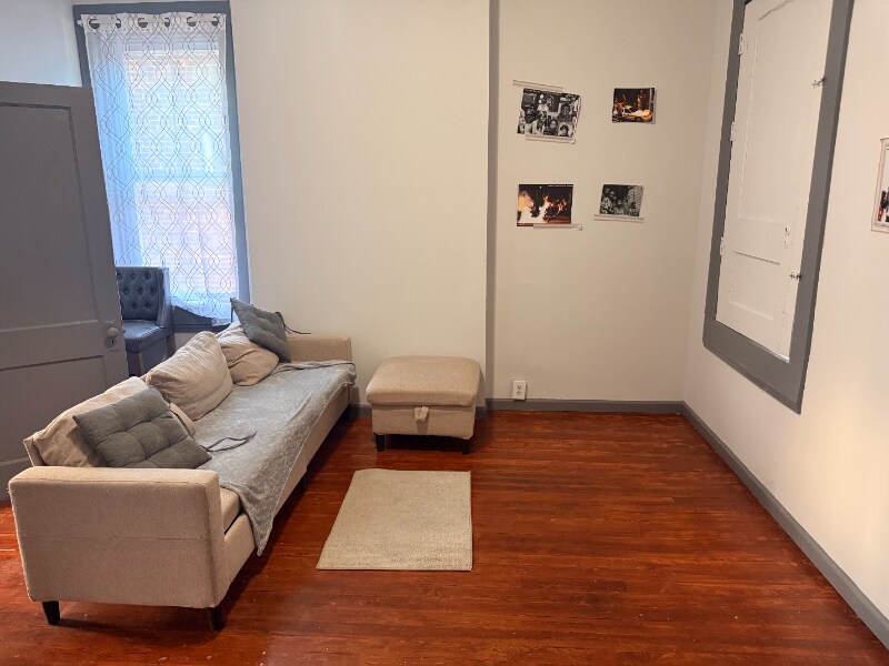 Building Photo - 7423 Pennsylvania Ave