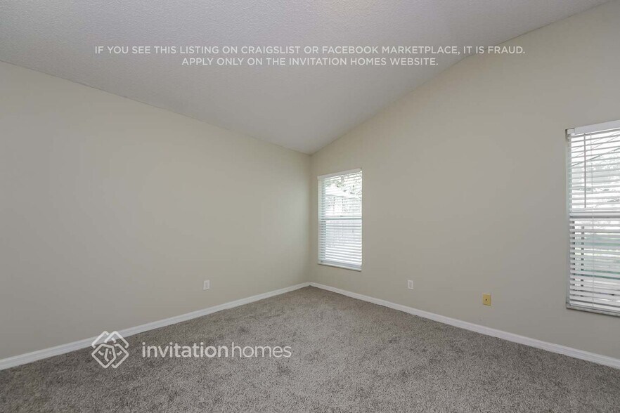 Building Photo - 2539 Chatham Cir