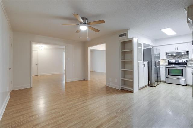 Building Photo - 4705 Skillman St