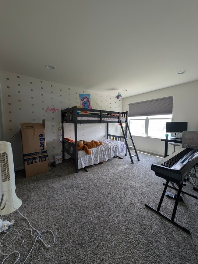 Building Photo - 3765 St James Ct