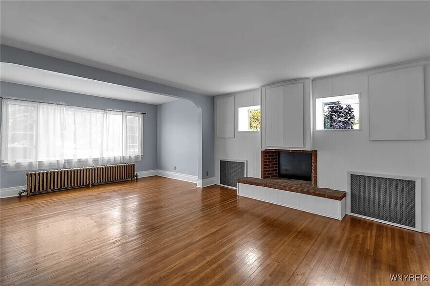 Living Room - 90 Clover Pl